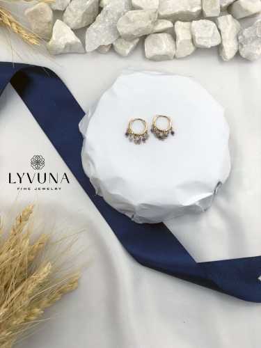 گوشواره حلقه‌ای با آویز های ریز رنگی