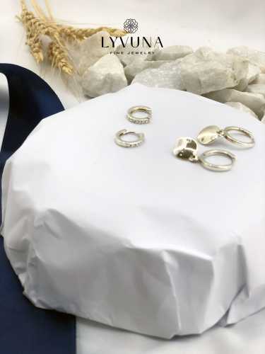 گوشواره نقره‌ ای ساده